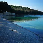Appartement In Near Center Waterfront *