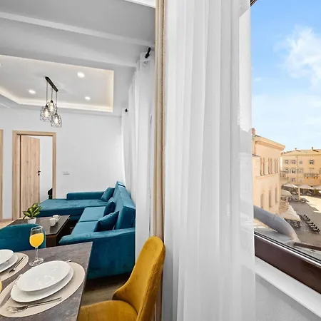 In Near Center Waterfront * Pula