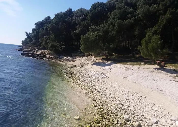 In Near Center Waterfront * Pula