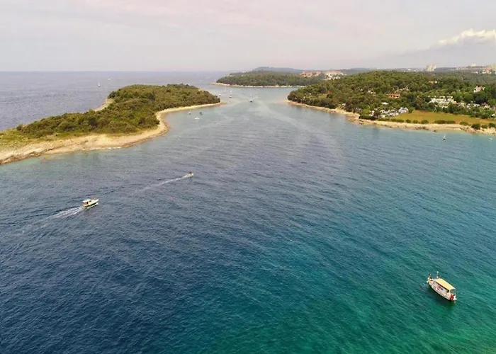 Lejlighed In Near Center Waterfront Pula