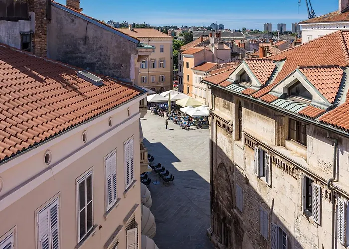 Lejlighed In Near Center Waterfront Pula