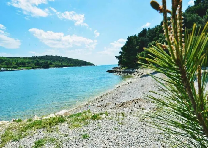 In Near Center Waterfront * Pula