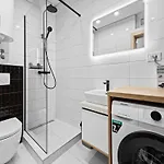 Апартаменты In Near Center Waterfront *